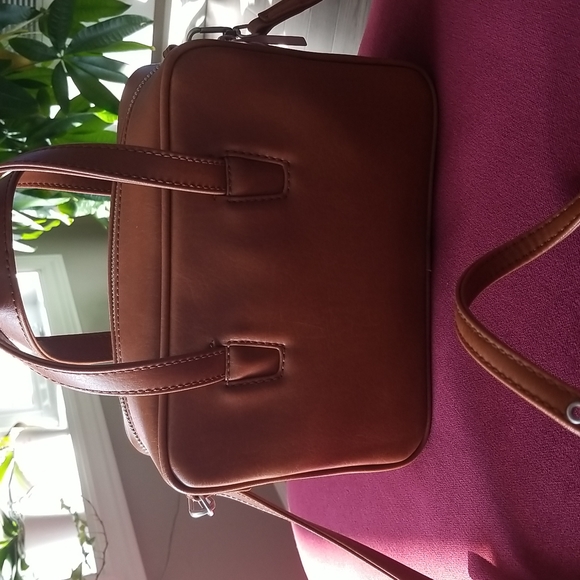 Matt & Nat | Kensism Small Satchel in Cognac - Picture 3 of 3